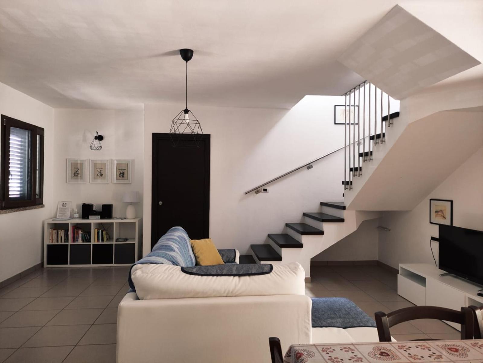 Appartamento Casa il Cortile Fiorito Tortolì Esterno foto