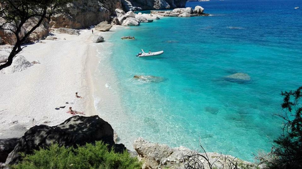 Appartamento Casa il Cortile Fiorito Tortolì Esterno foto