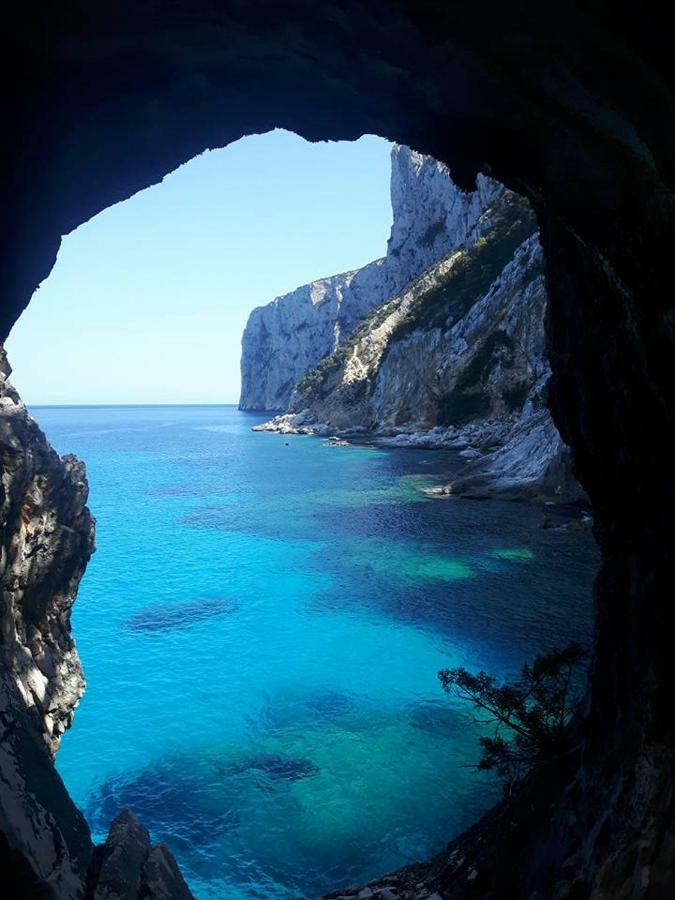 Appartamento Casa il Cortile Fiorito Tortolì Esterno foto